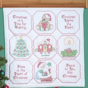 Christmas wall quilt